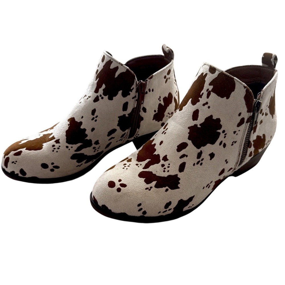Pierre Dumas Cow Print Boots Womens Size 8.5 Western Ankle Boots Excellent